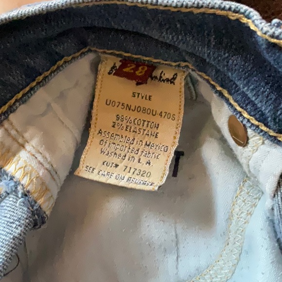 Jeans - Picture 2 of 3